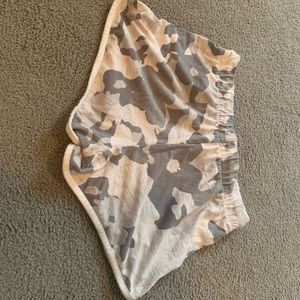 girls camo old navy athletic shorts